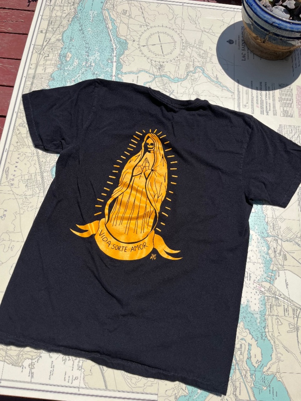 Lamericain Vida Sorte Amor Graphic Tee Shirt